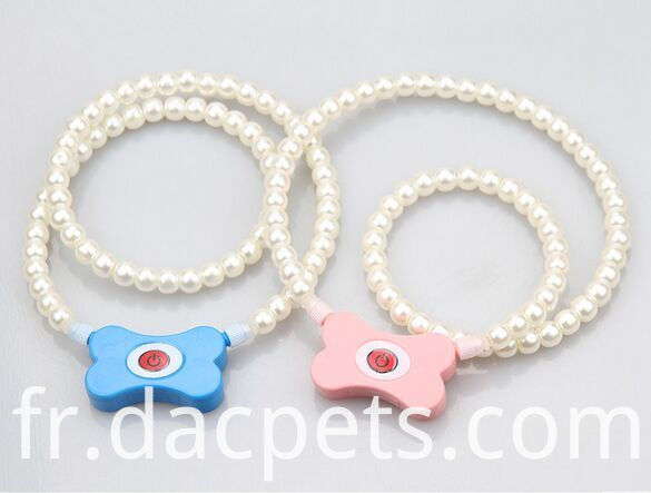Collier réglable de perle de sécurité de nuit Adjustable Night Safety Pearl Necklace